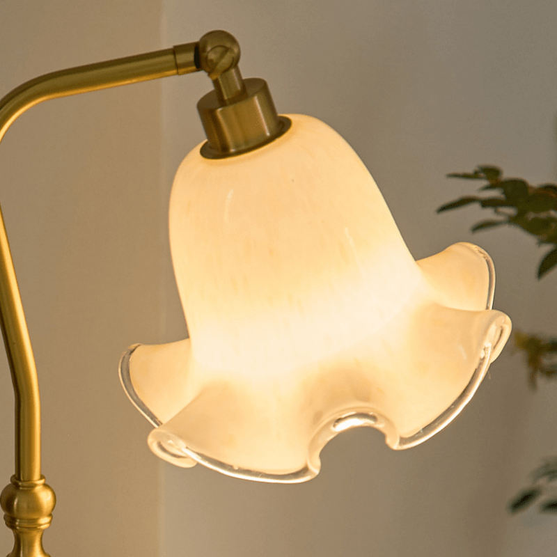 RoseLamp | Lampe de Table en Laiton de Mode