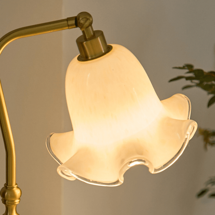 RoseLamp | Lampe de Table en Laiton de Mode