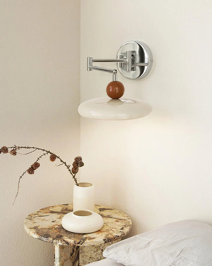 Lola Applique Murale avec Bras Pivotant