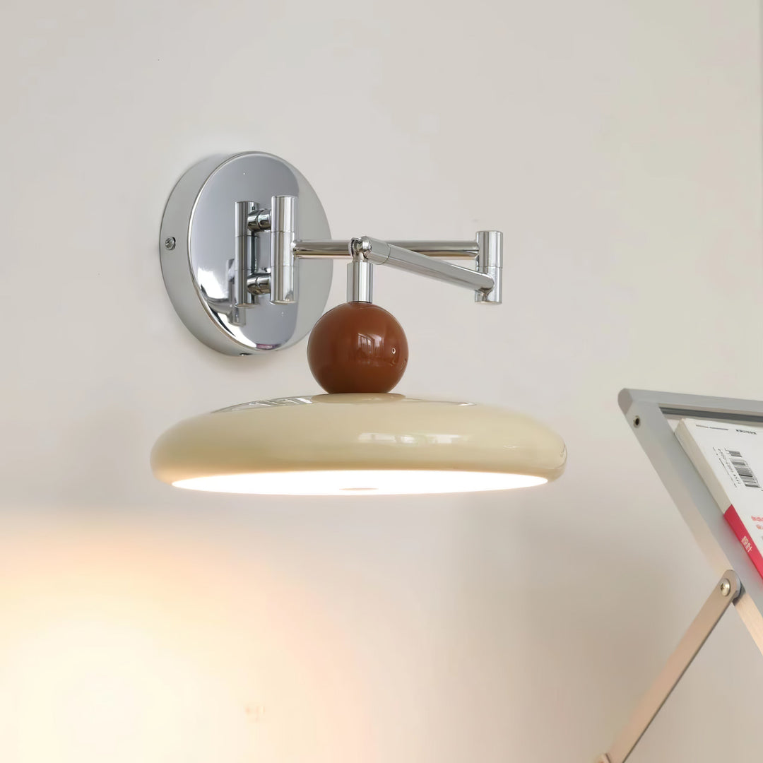 Lola Applique Murale avec Bras Pivotant