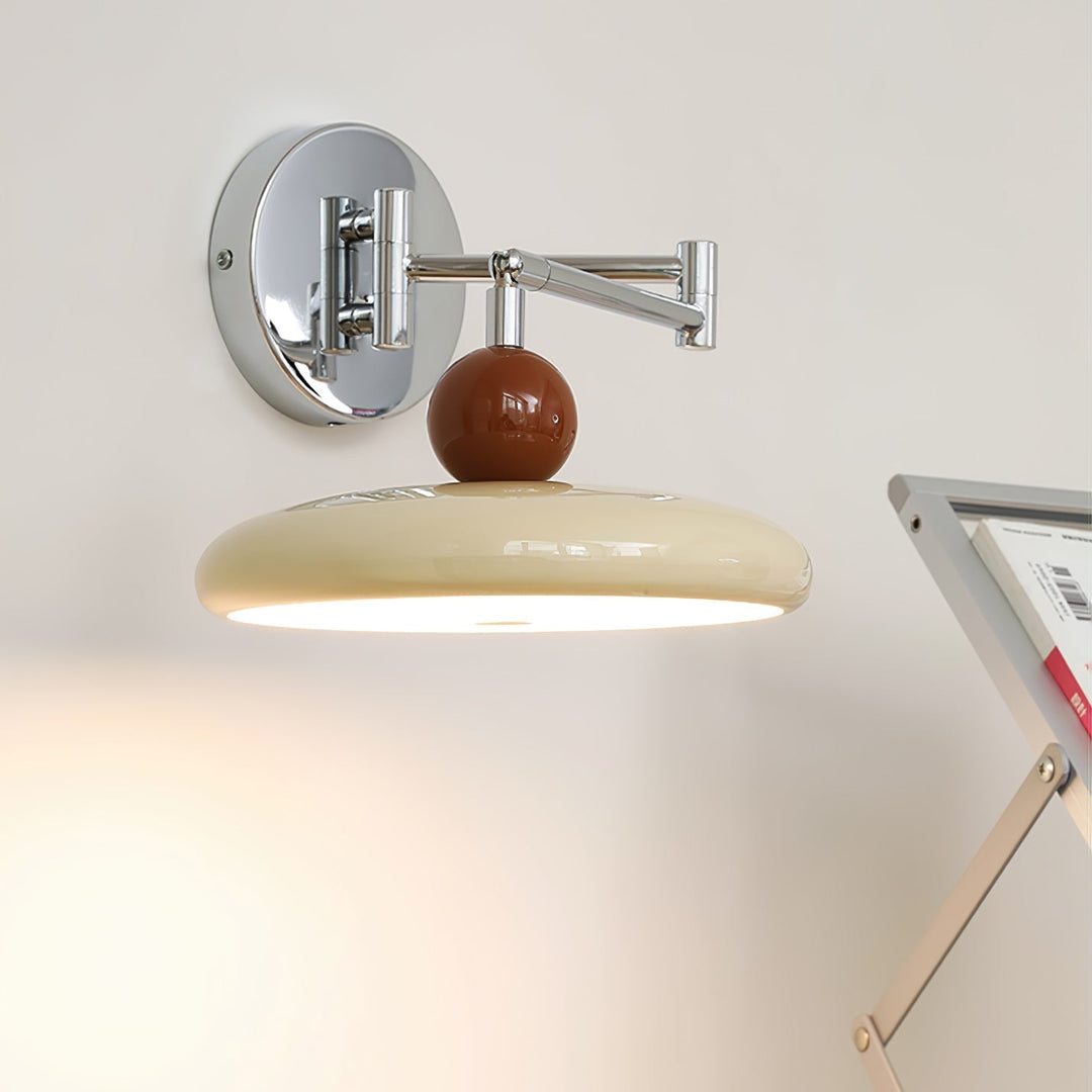 Lola Applique Murale avec Bras Pivotant
