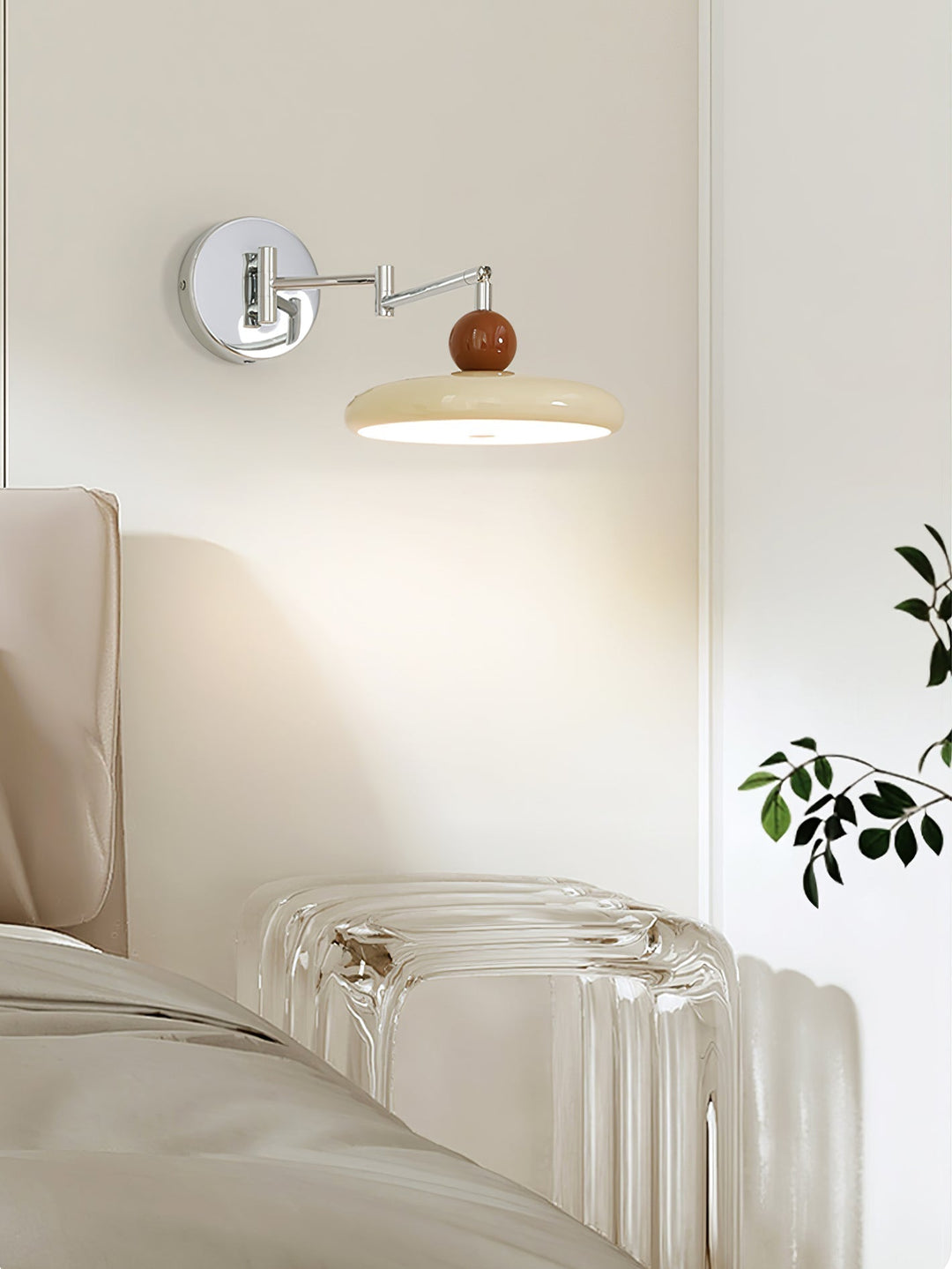 Lola Applique Murale avec Bras Pivotant