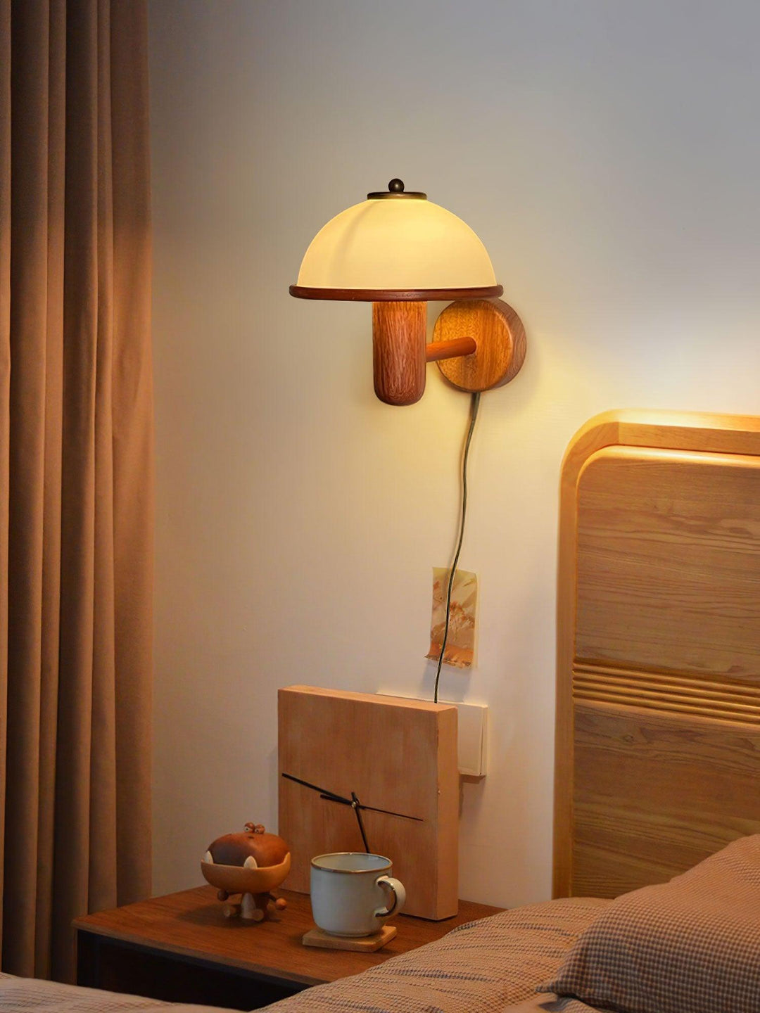 Lampe murale en bois Champignon