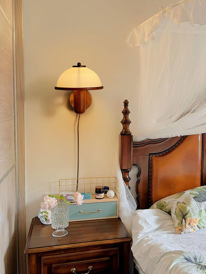 Lampe murale en bois Champignon