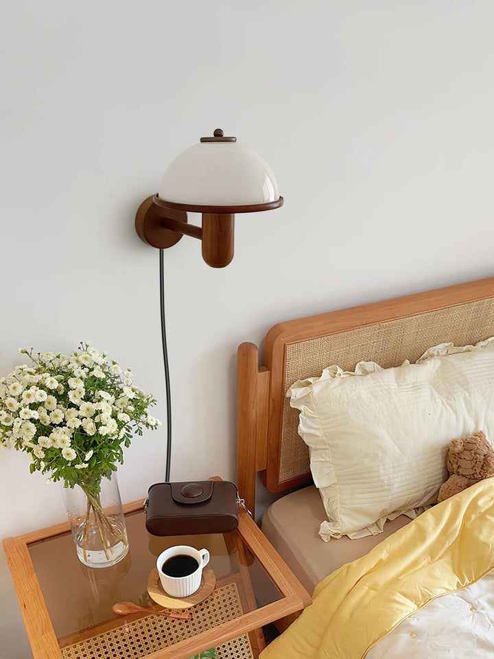 Lampe murale en bois Champignon