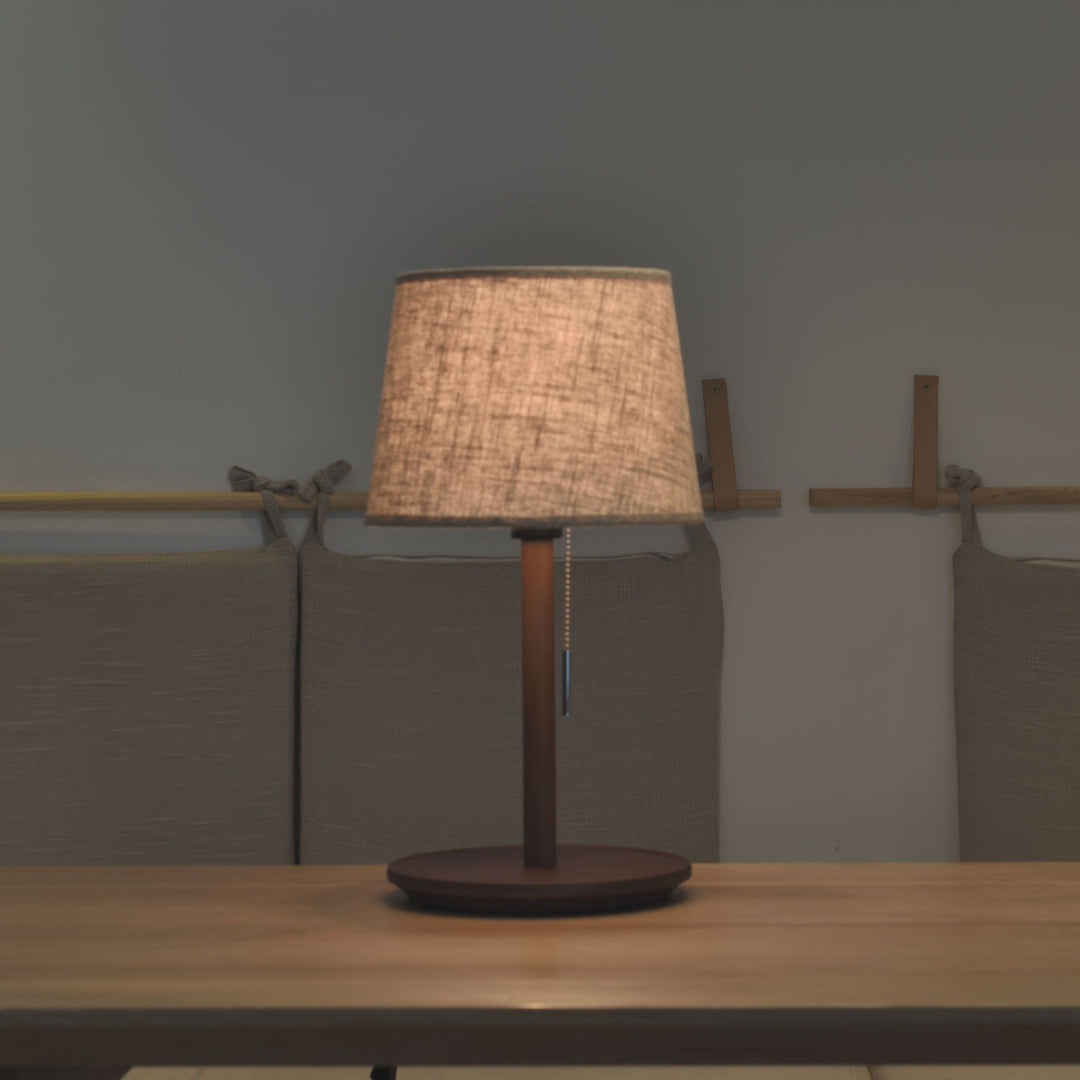 Gentle Glow Lampe en noyer scandinave avec accents en tissu luxueux
