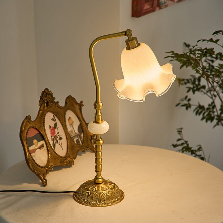 RoseLamp | Lampe de Table en Laiton de Mode