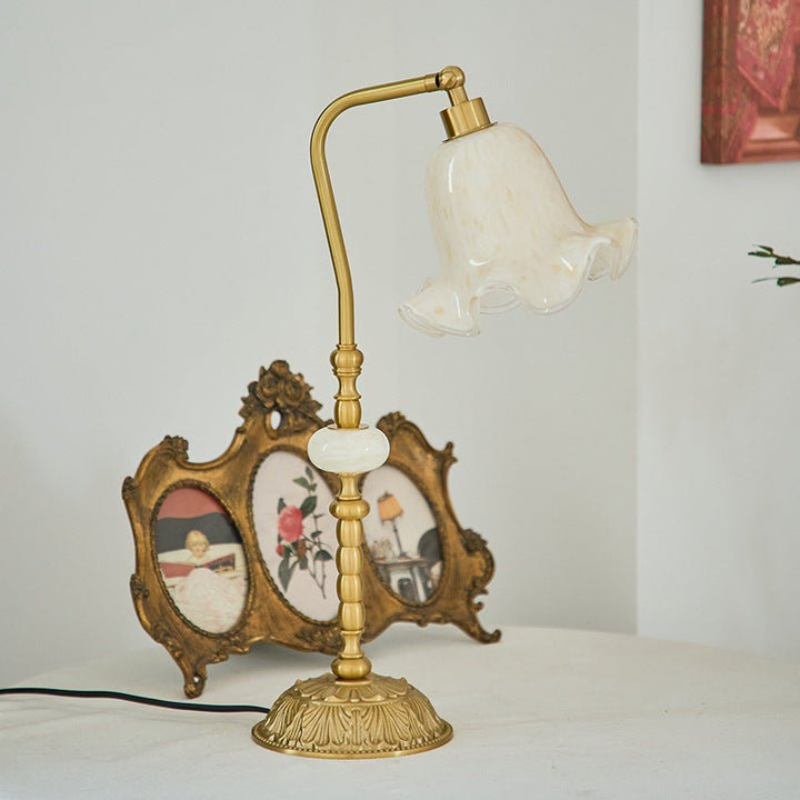 RoseLamp | Lampe de Table en Laiton de Mode