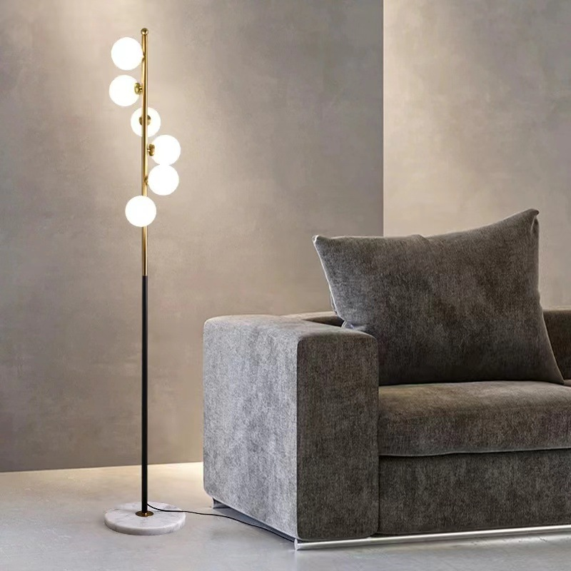 Lampe de sol en verre nordique