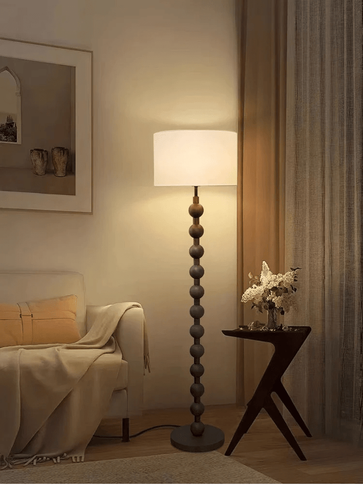 Lampadaire en bois Japandi