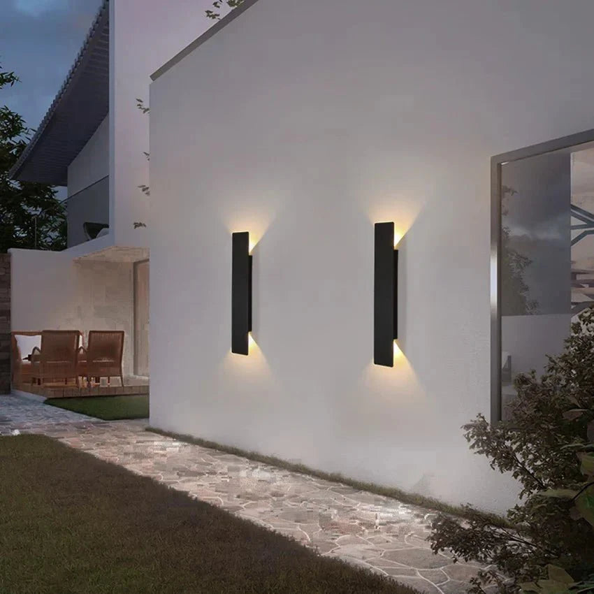 Triglow - Applique murale LED étanche pour l'extérieur
