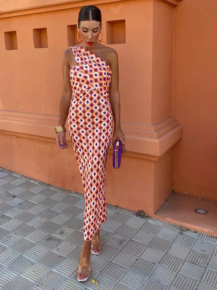 Irmgardi | Robe élégante à une épaule
