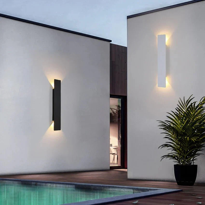 Triglow - Applique murale LED étanche pour l'extérieur
