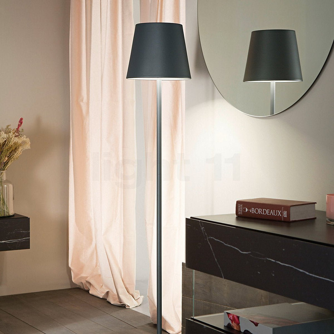 Lampe sur pied LED moderne rechargeable