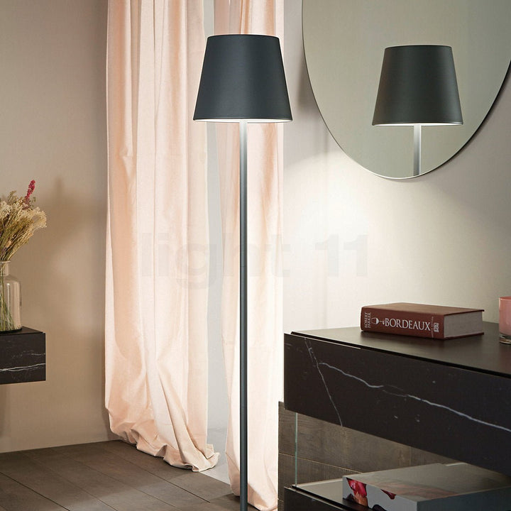 Lampe sur pied LED moderne rechargeable