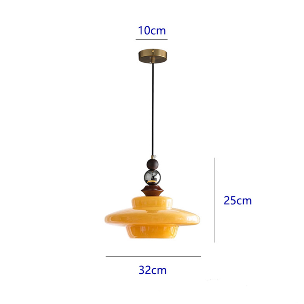 Suspension de salle à manger en verre beige de style médiéval