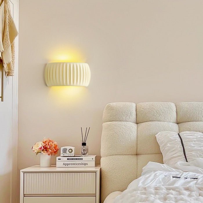 Applique murale en résine moderne Art Déco à texture nervurée