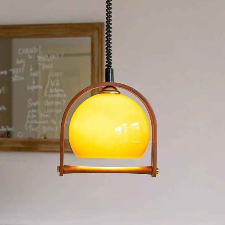 Lampes suspendues en bois Bauhaus vintage